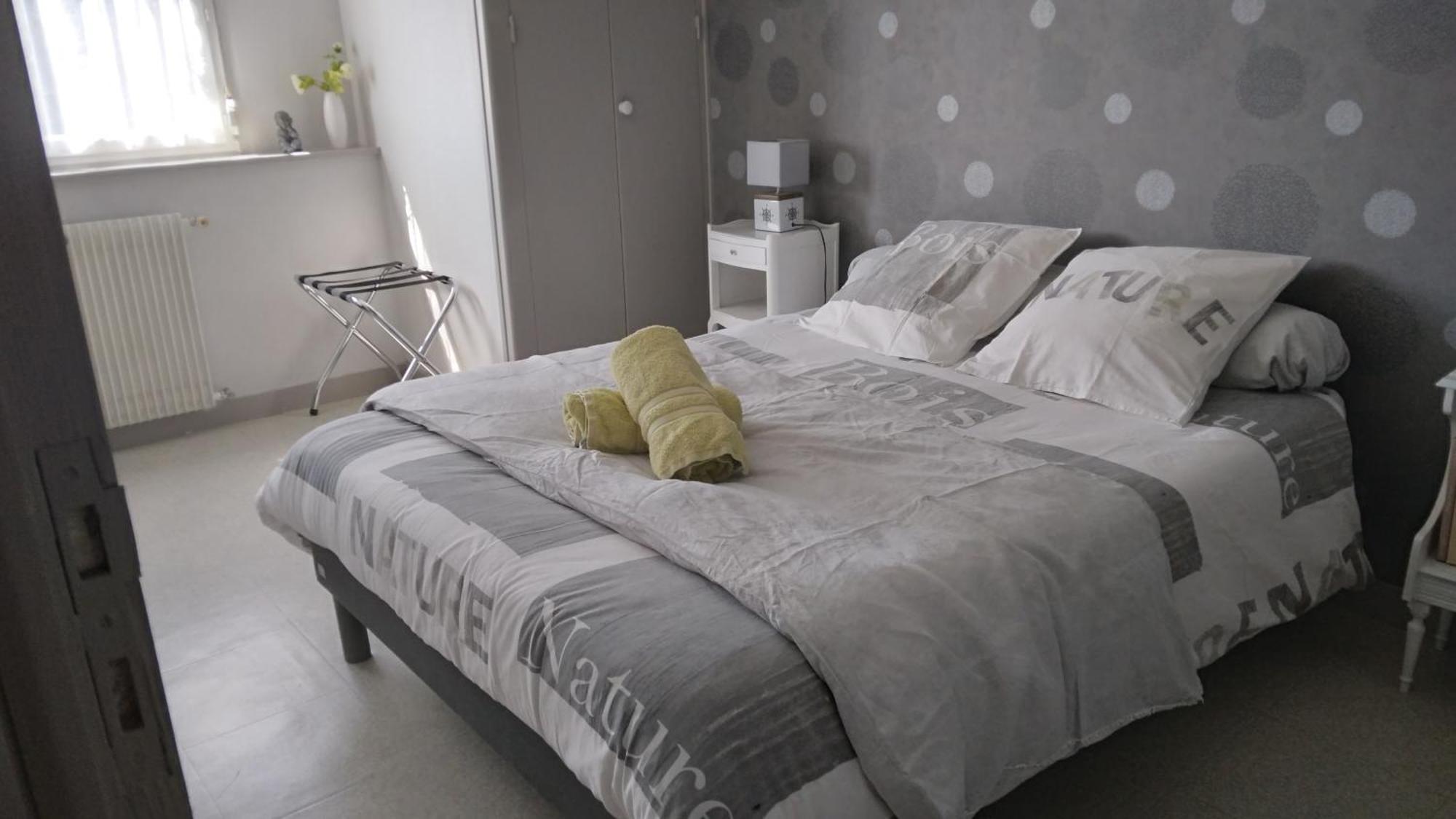 Appartement Independant Ar Neiz Фуенан Екстериор снимка